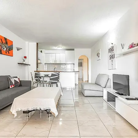 Apartment One Bedroom With Pool In Los Cristianos, San Marino *